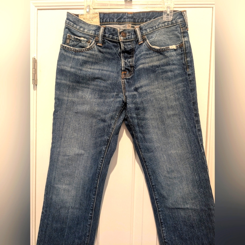 Abercrombie & Fitch Blue Denim, The A&F The Classic Straight Fit Jeans 31 X 32